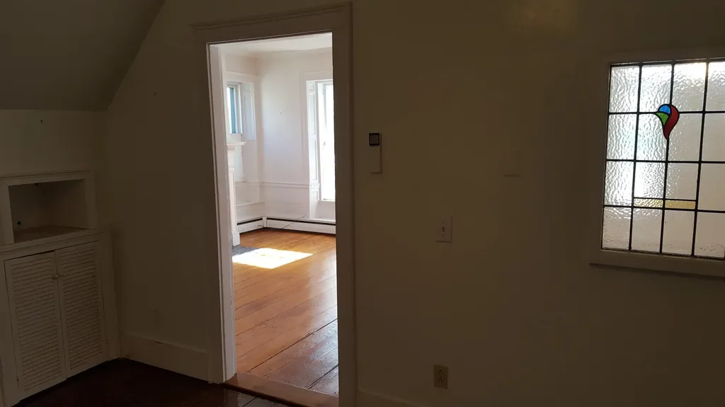 16 Central Street Hallowell ME 04347