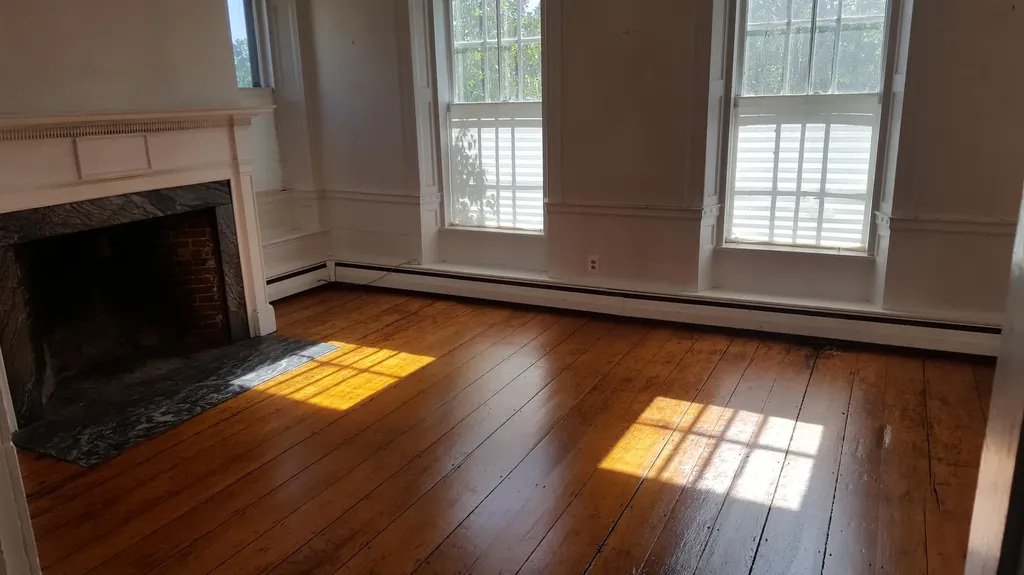 16 Central Street Hallowell ME 04347