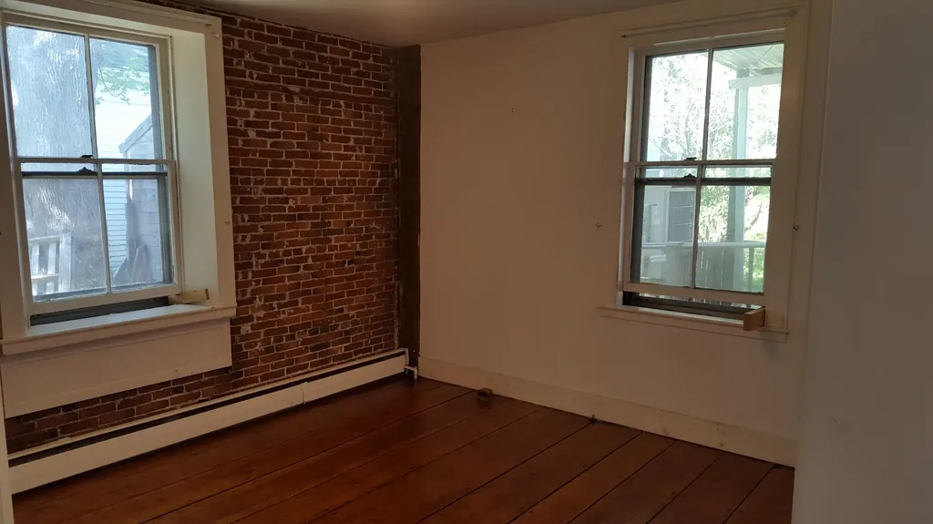 16 Central Street Hallowell ME 04347