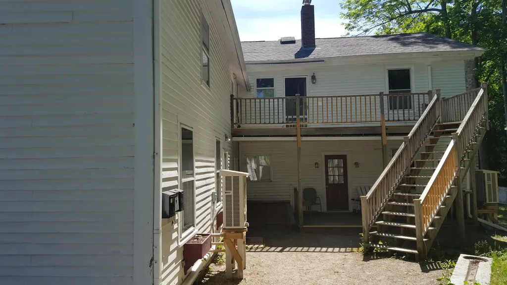 16 Central Street Hallowell ME 04347