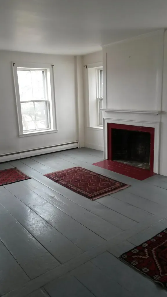 16 Central Street Hallowell ME 04347
