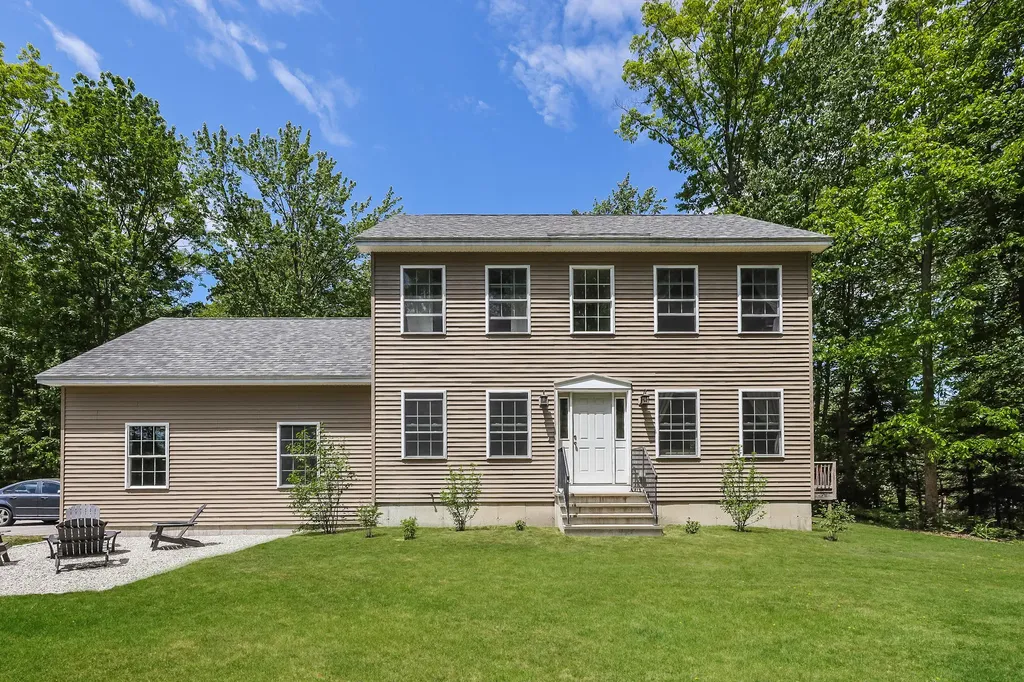 12 Foss Road Saco ME 04072