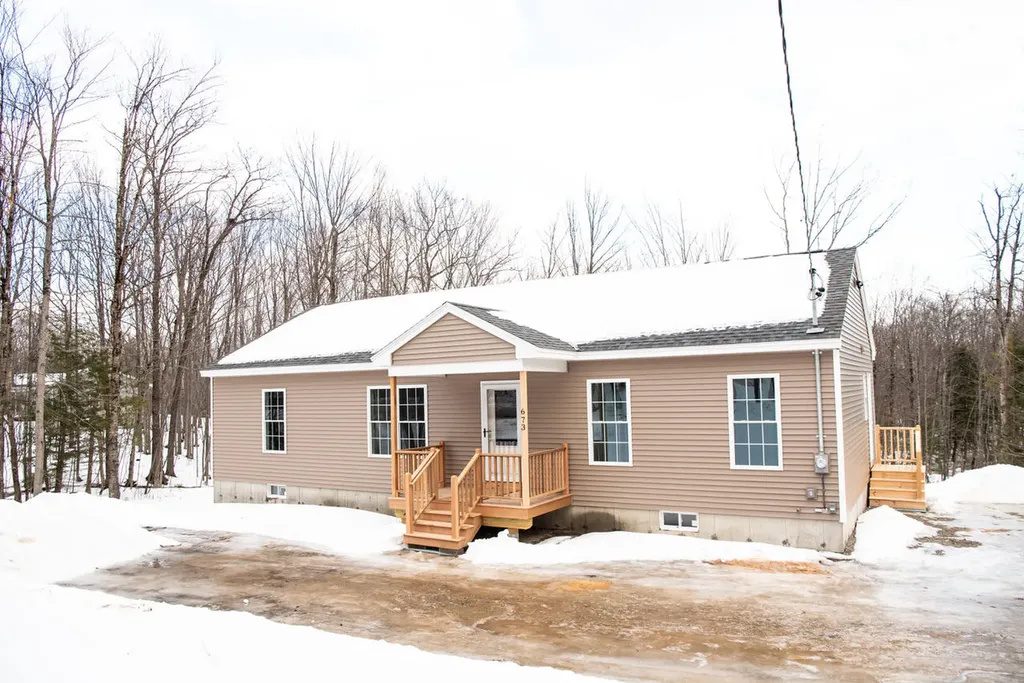 91 Carissa Drive Bridgton ME 04009