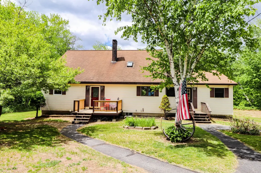 46 Bradley Street Dixfield ME 04224