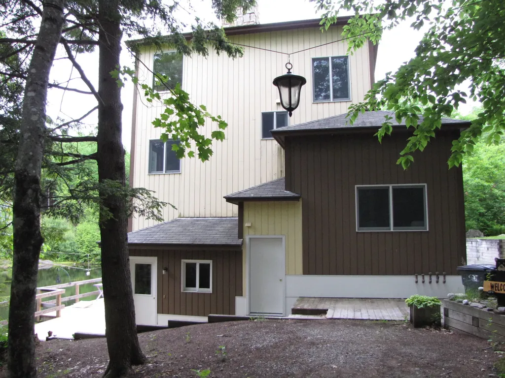 294 Morrison Heights Road Wayne ME 04284