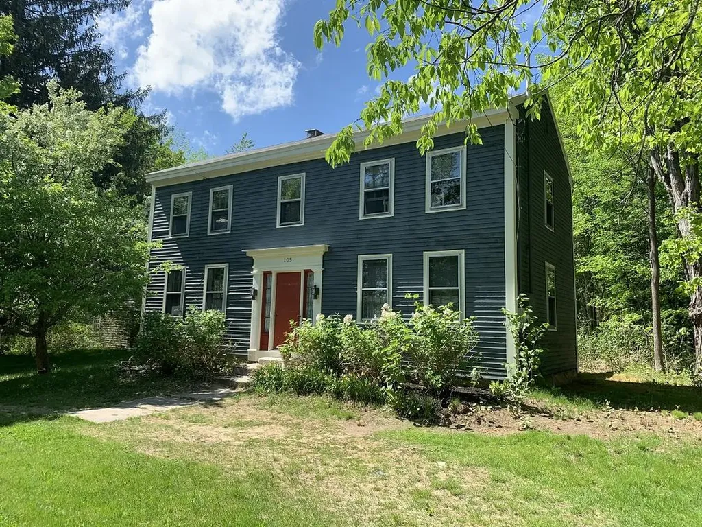 105 Fickett Road Pownal ME 04069