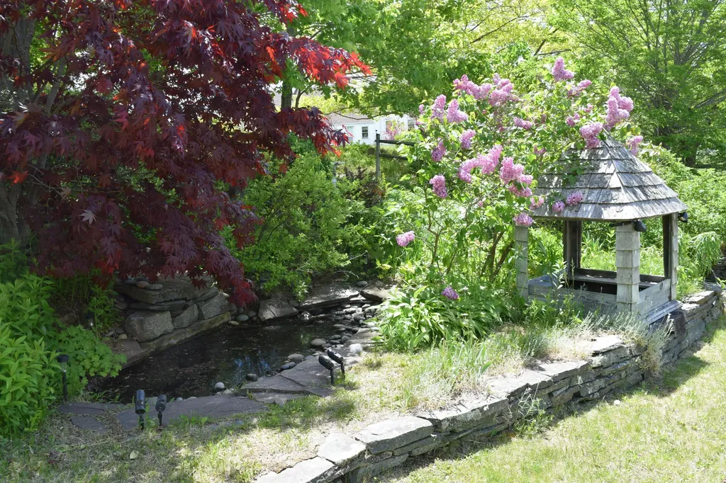 1751 Harpswell Neck Road Harpswell ME 04079