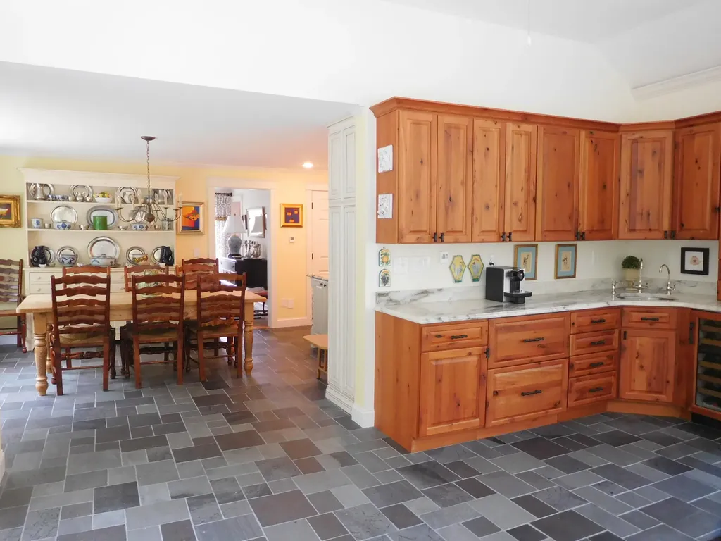 31 Mountain Road Minot ME 04258