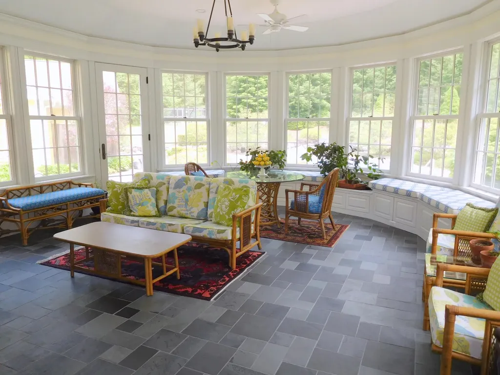 31 Mountain Road Minot ME 04258