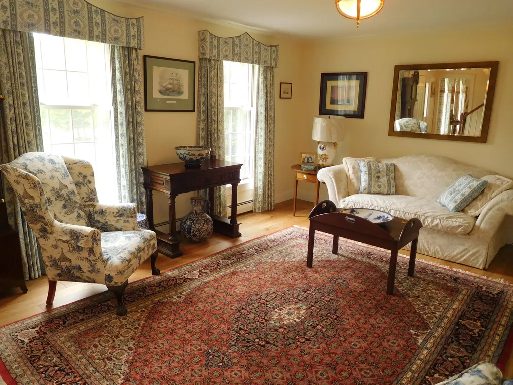 31 Mountain Road Minot ME 04258
