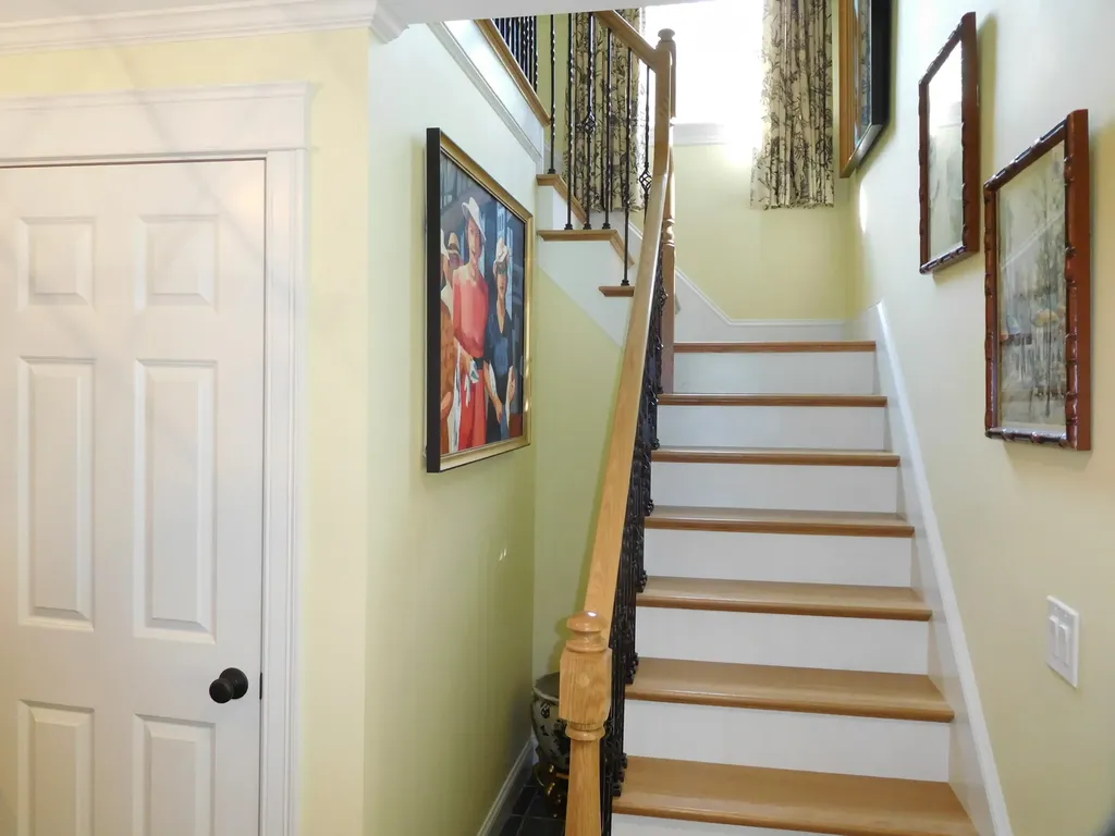 31 Mountain Road Minot ME 04258