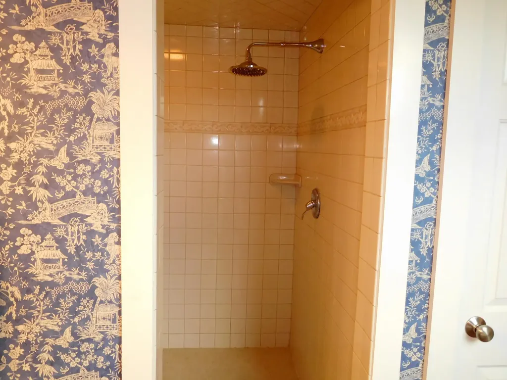 31 Mountain Road Minot ME 04258