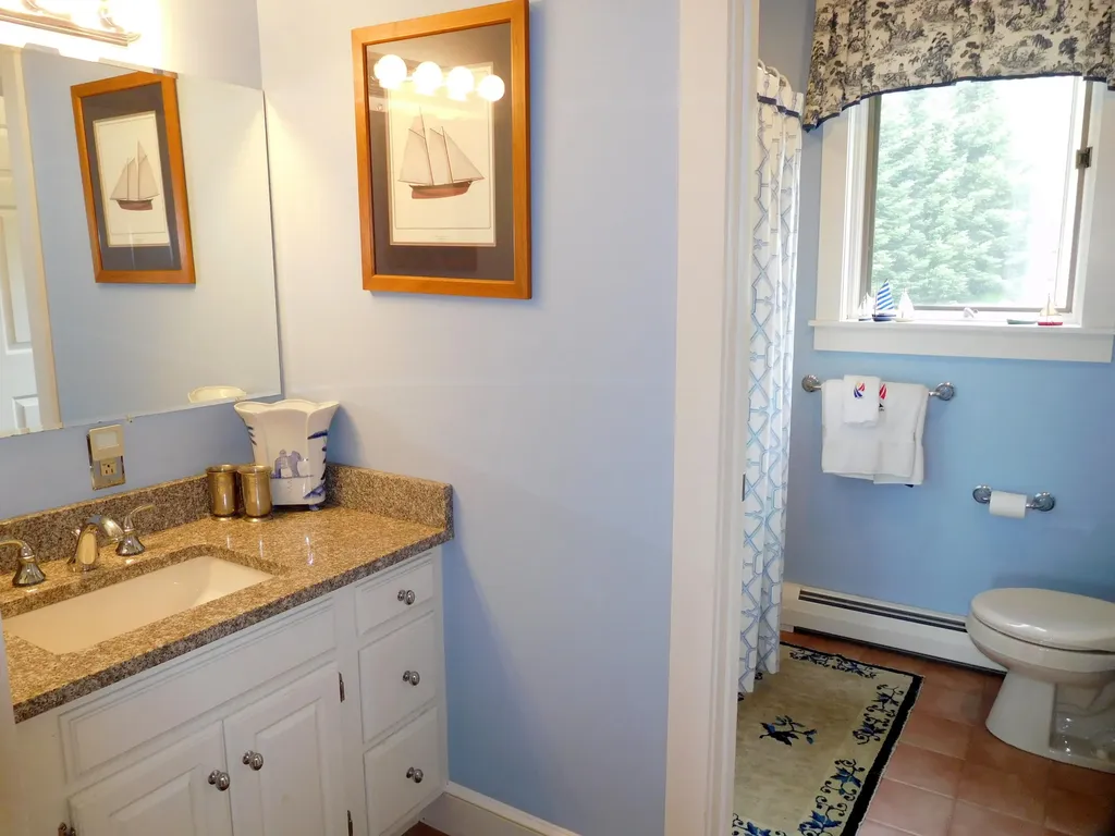 31 Mountain Road Minot ME 04258
