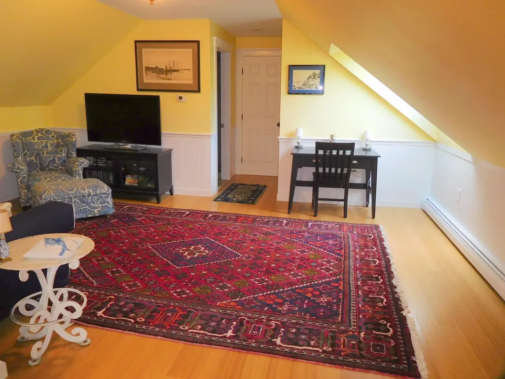 31 Mountain Road Minot ME 04258