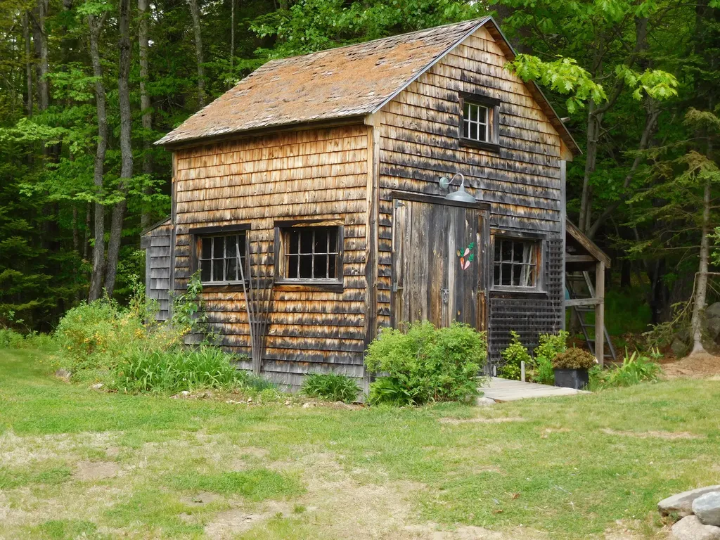 31 Mountain Road Minot ME 04258