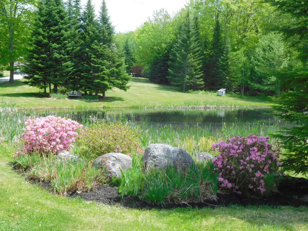 31 Mountain Road Minot ME 04258