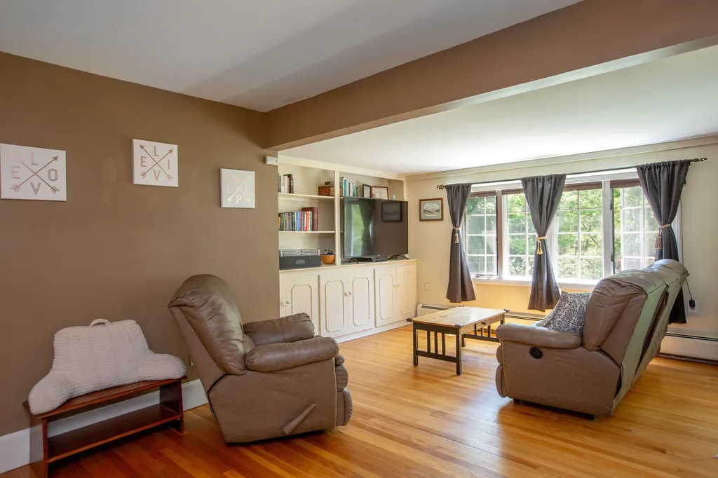 76 Fairview Avenue Augusta ME 04330