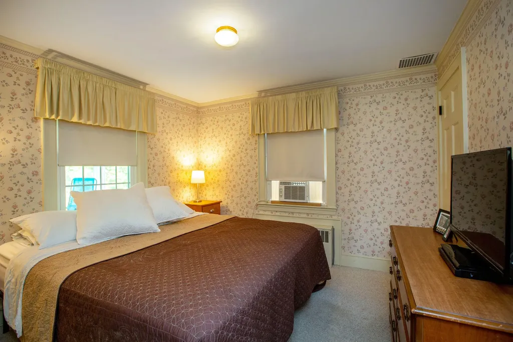 76 Fairview Avenue Augusta ME 04330