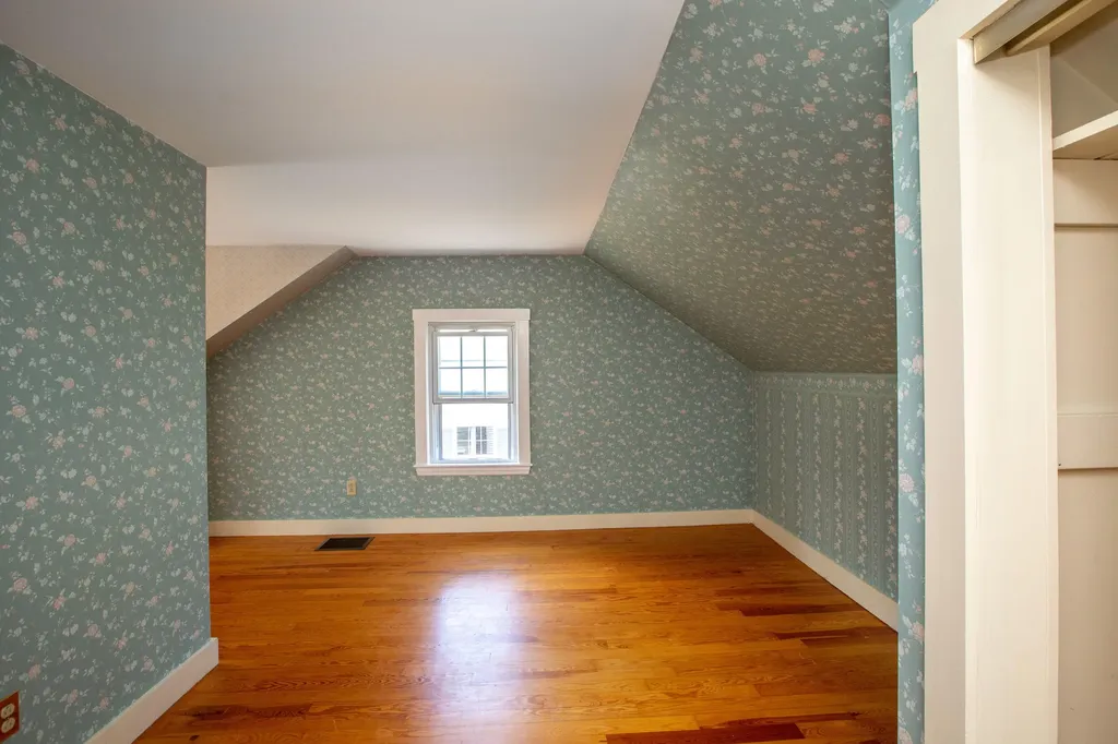 76 Fairview Avenue Augusta ME 04330