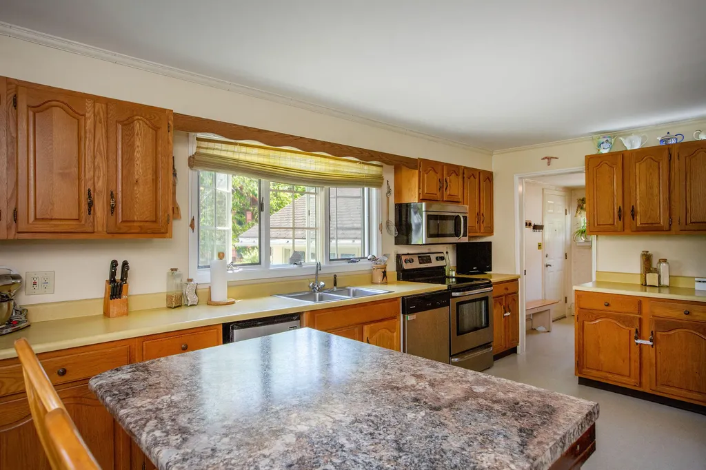 76 Fairview Avenue Augusta ME 04330