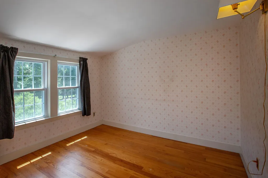 76 Fairview Avenue Augusta ME 04330
