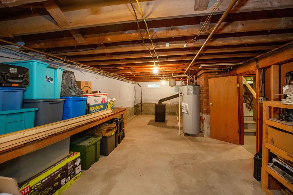 76 Fairview Avenue Augusta ME 04330