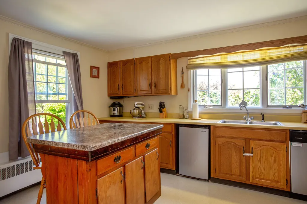 76 Fairview Avenue Augusta ME 04330