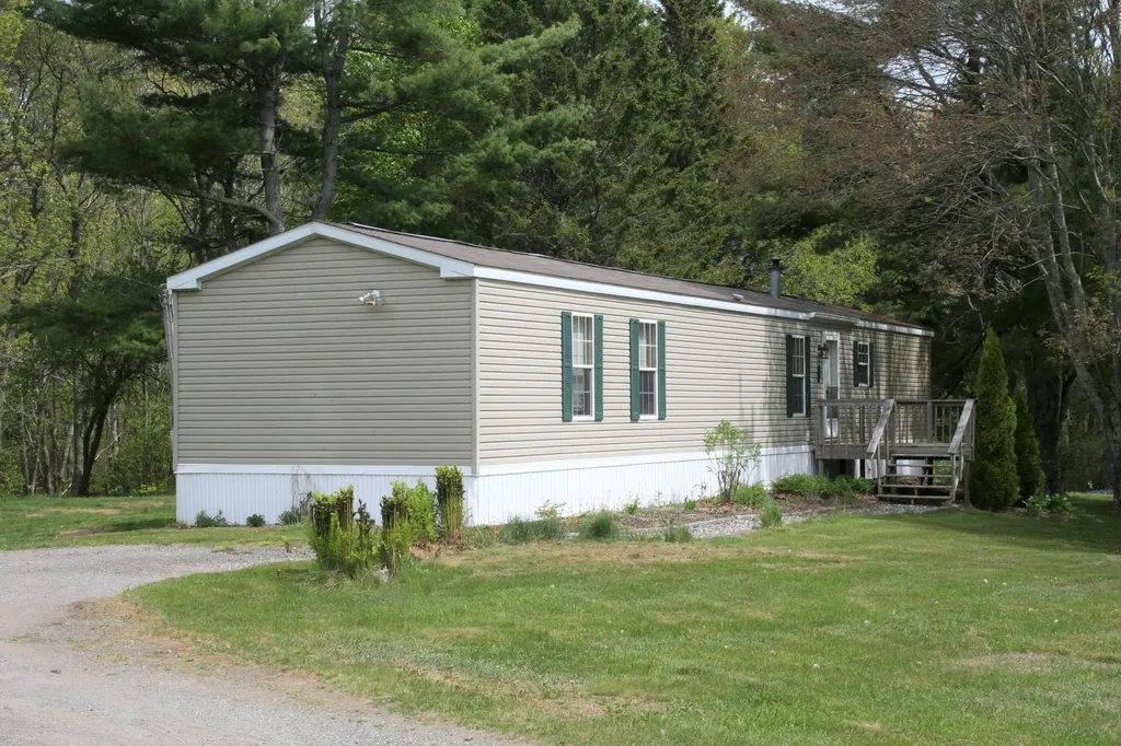 820 Cushing Road Cushing ME 04563
