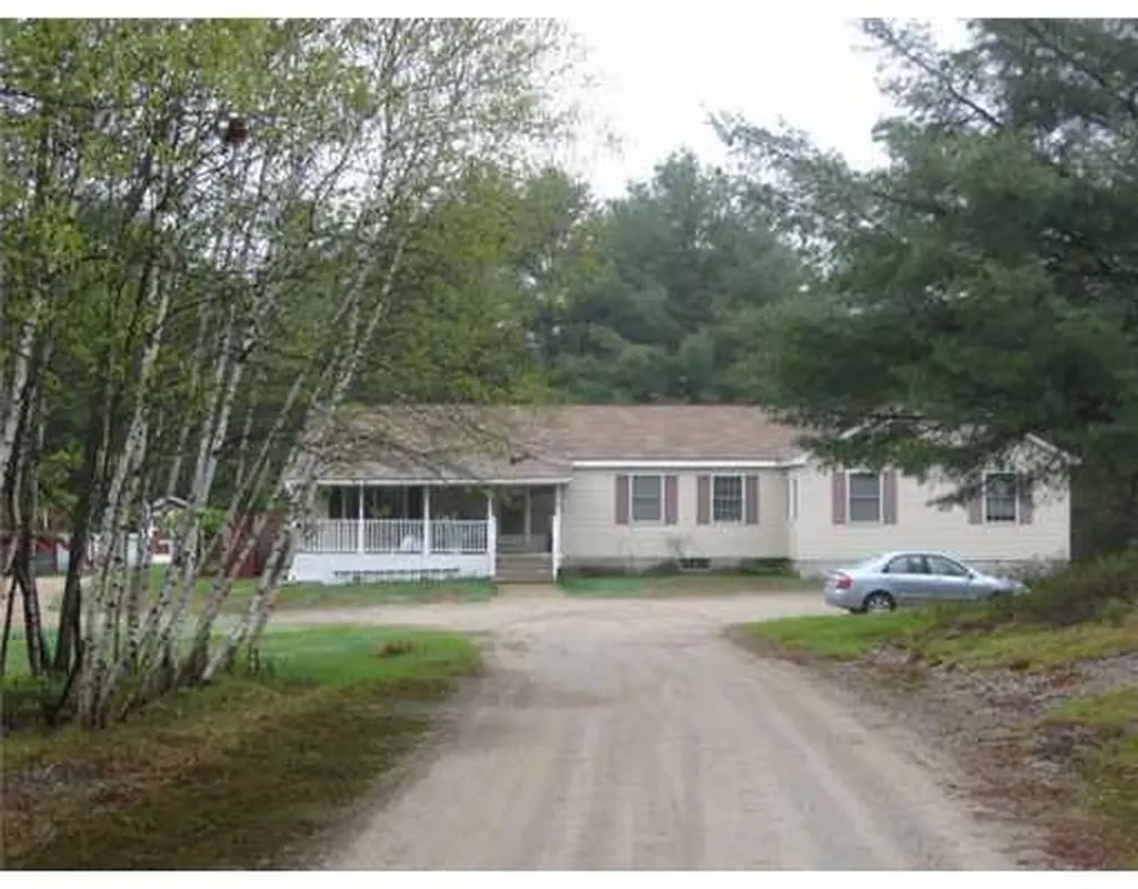 18 Shaker Lane Limington ME 04049