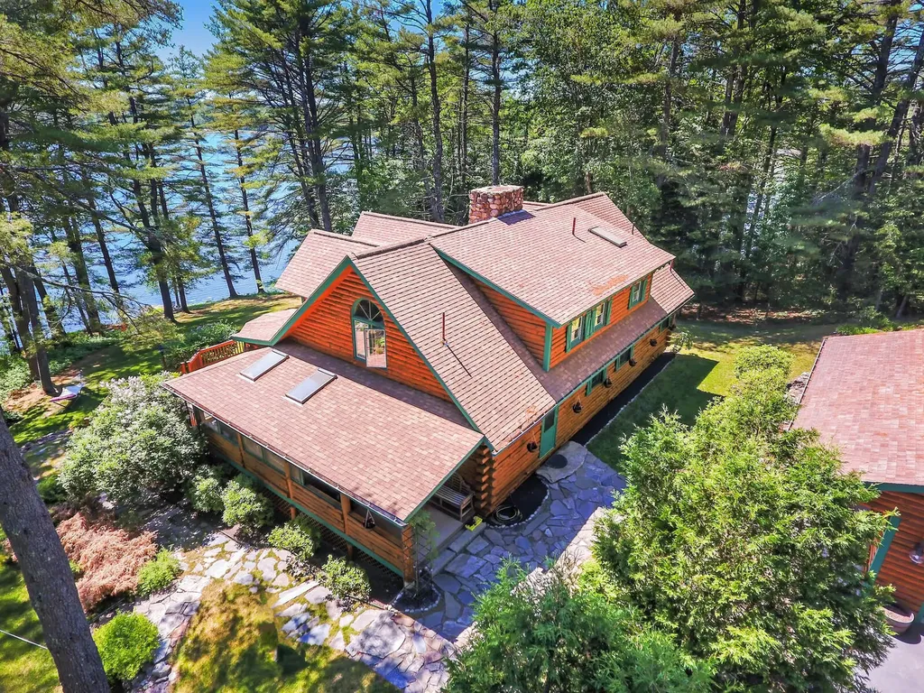 28 Horse Collar Road West Gardiner ME 04345