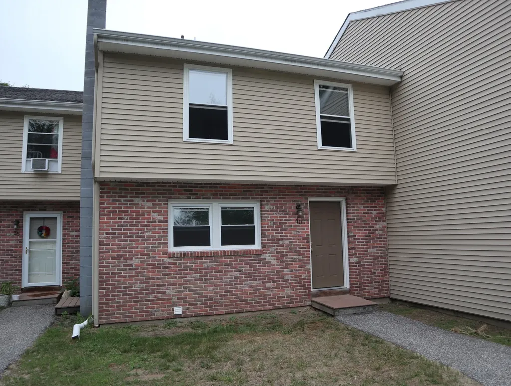 40 Millbrook Lane Auburn ME 04210