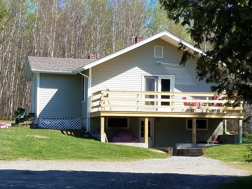 364 Enfield Road Lincoln ME 04457