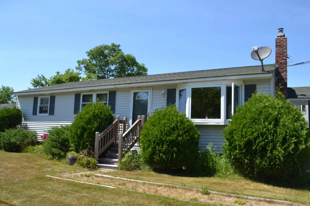 254 Chester Street Pittsfield ME 04967