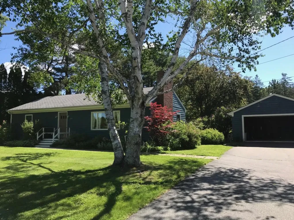 234 Bristol Road Damariscotta ME 04543