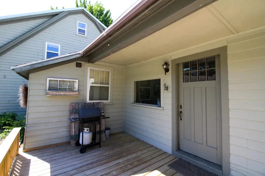 1119 Kenduskeag Avenue Bangor ME 04401
