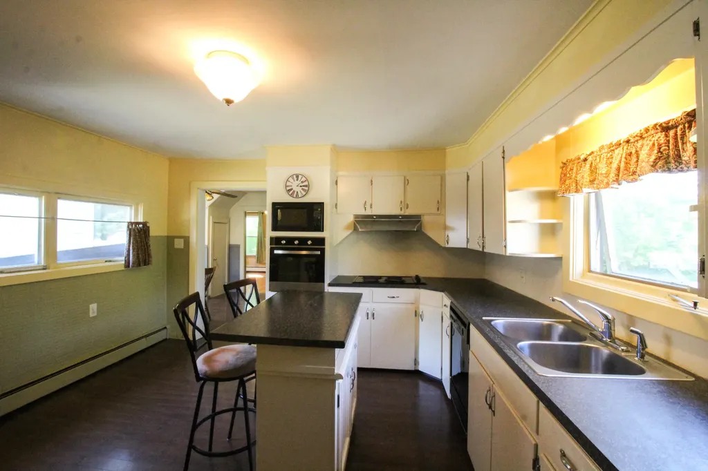 1119 Kenduskeag Avenue Bangor ME 04401