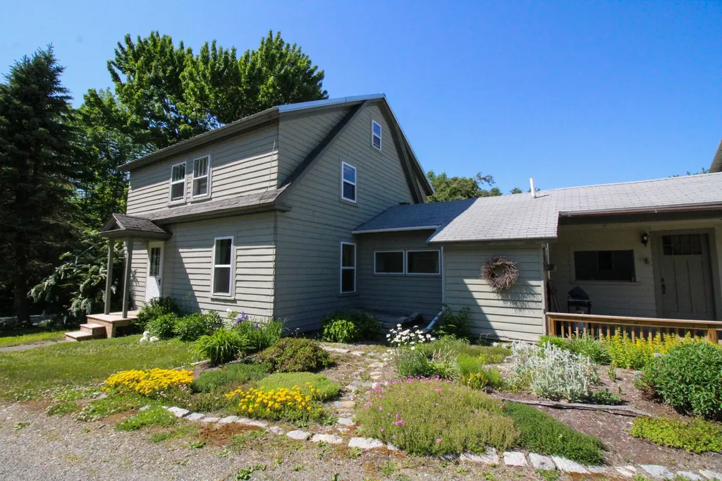 1119 Kenduskeag Avenue Bangor ME 04401