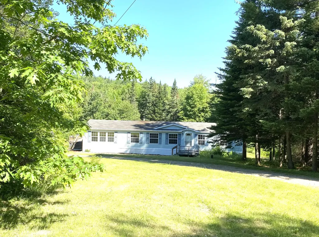 79 Comikev Lane Winterport ME 04496