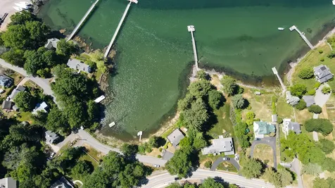 2 Old Ferry Lane Kittery ME 03909