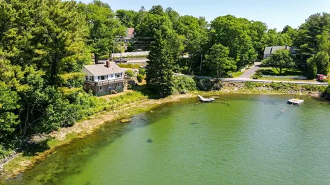 2 Old Ferry Lane Kittery ME 03909