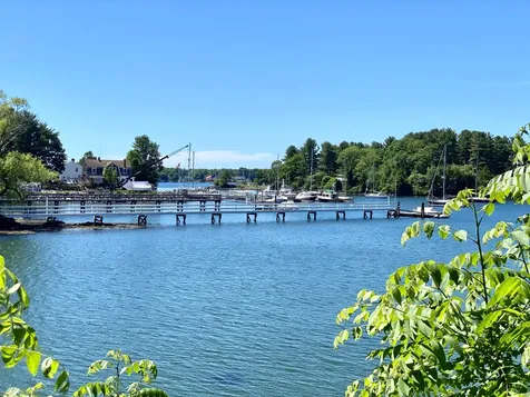 2 Old Ferry Lane Kittery ME 03909