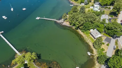 2 Old Ferry Lane Kittery ME 03909