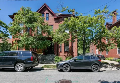 58 Thomas Street Portland ME 04102