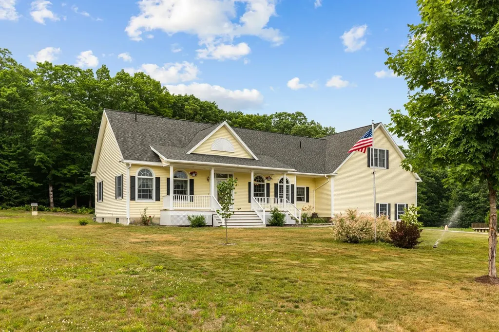 10 Elmwood Drive Berwick ME 03901