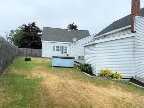 82 West Street Biddeford ME 04005