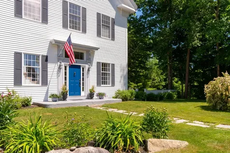 172 Main Street Warren ME 04864