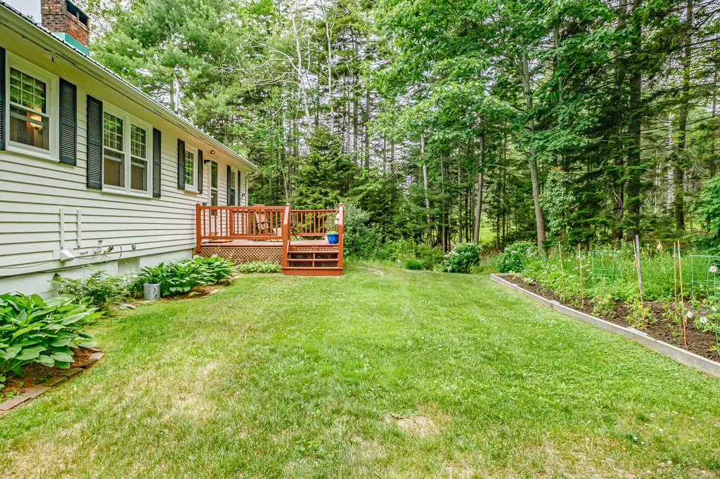 185 Flying Point Road Freeport ME 04032