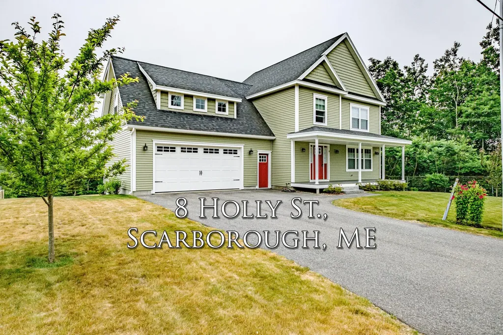 8 Holly Street Scarborough ME 04074