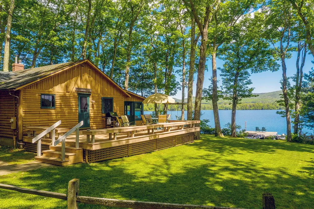 58 Dickens Road Lincolnville ME 04849