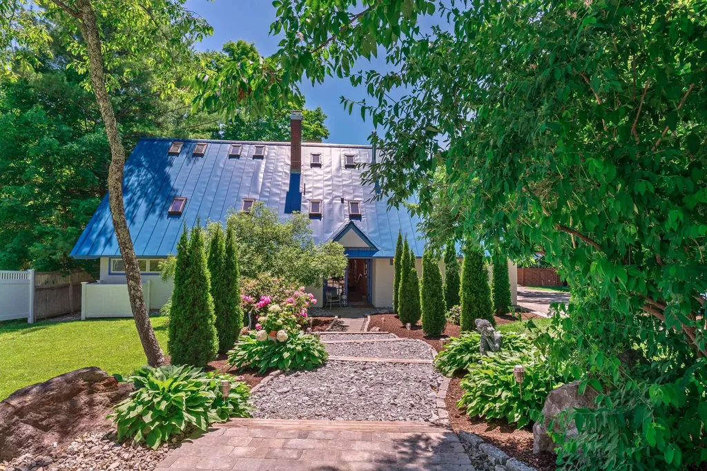 50 John Street Camden ME 04843